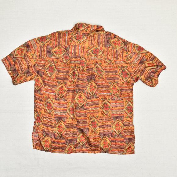 Kithie Lee Women's Button Up Top Short Sleeve Geometric Silk Multicolor Size M - Picture 3 of 8